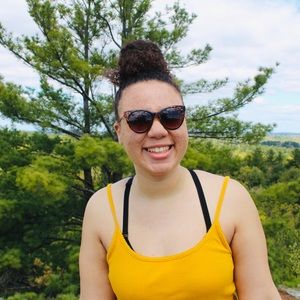 Meet your Posher, Samantha